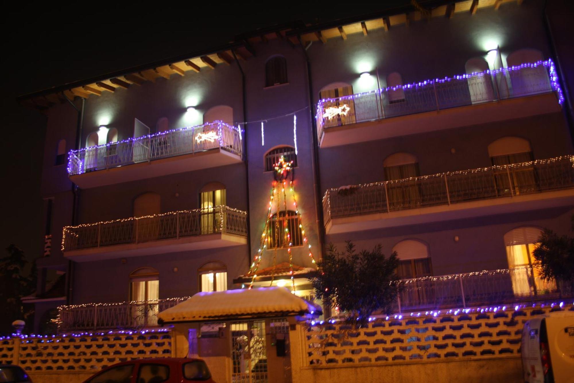 Hotel Gf Cesano Boscone Εξωτερικό φωτογραφία