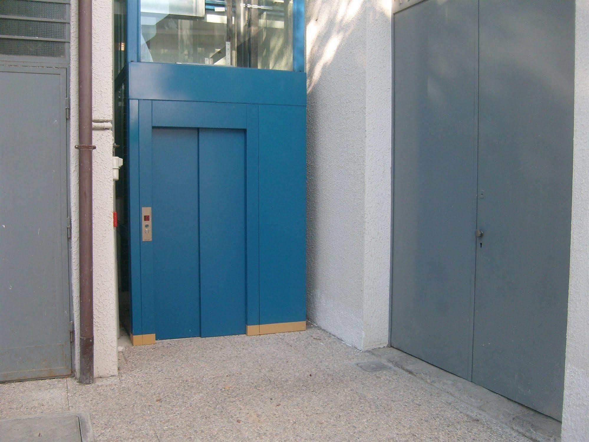 Hotel Gf Cesano Boscone Εξωτερικό φωτογραφία